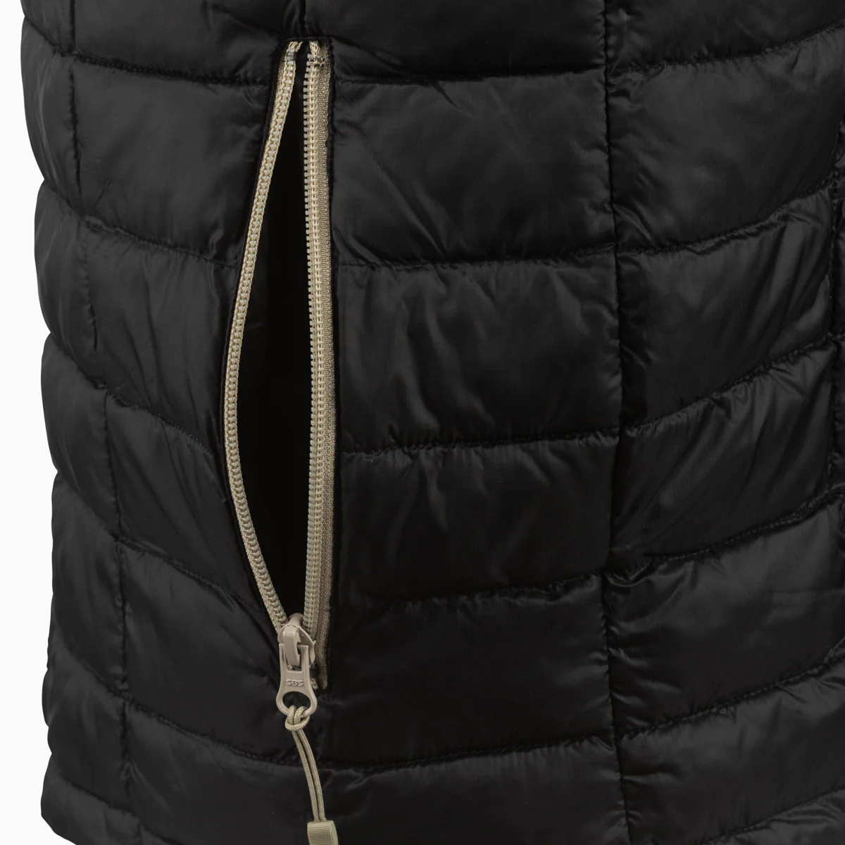 Cold Bloq Vest- Black - Image 6