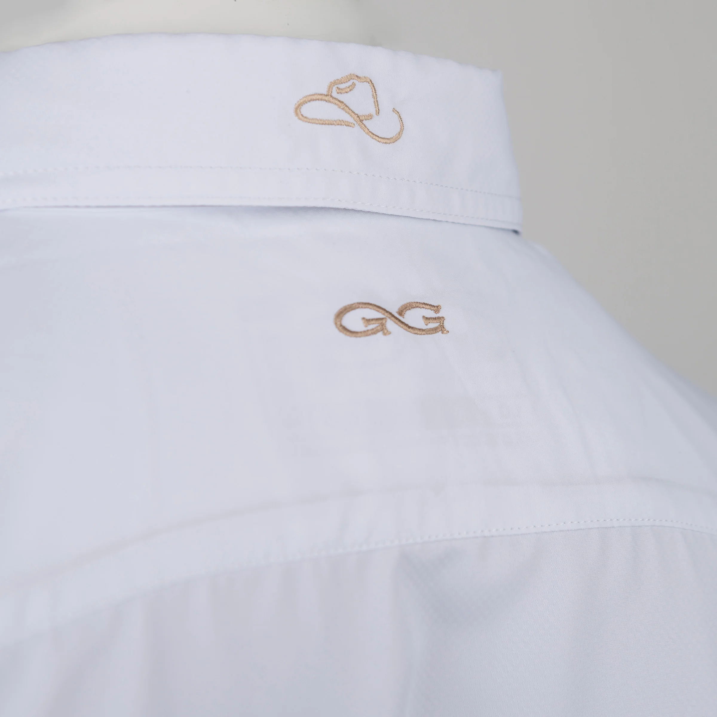 MicroFiber White Half Sleeve - Image 7